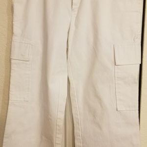 Banana Republic, white cargo capri pants